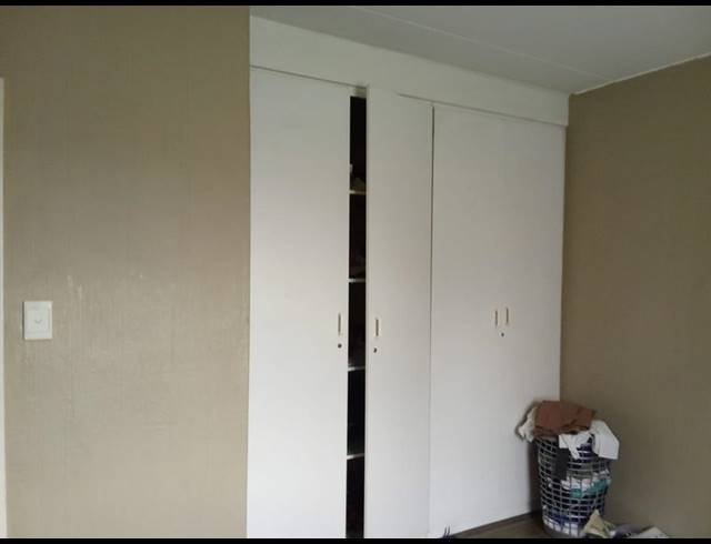 2 BEDROOM APARTMENT FOR SALE IN VORNA VALLEY